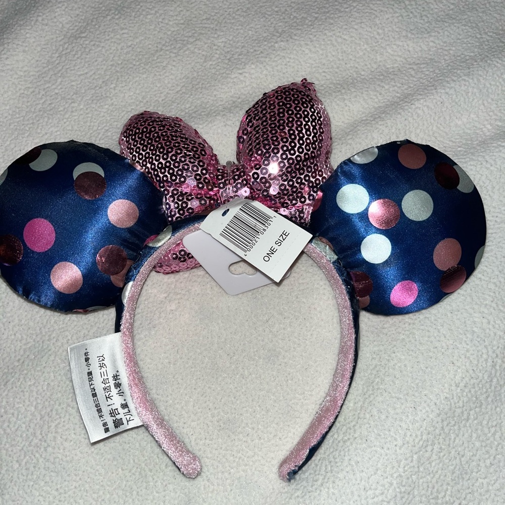 Mickey Mouse ears - Picture 2 of 2
